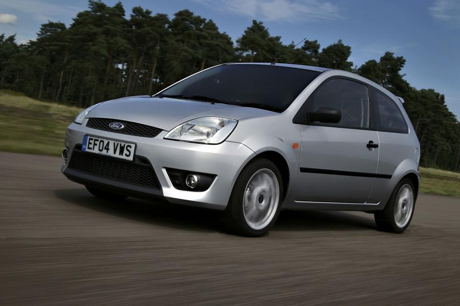  Ford Fiesta Zetec S 2005 года  (фото 15 из 18)